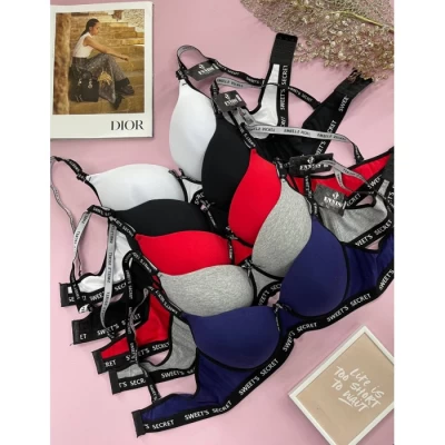 Гладкий бюстгальтер на корректоре В 17559