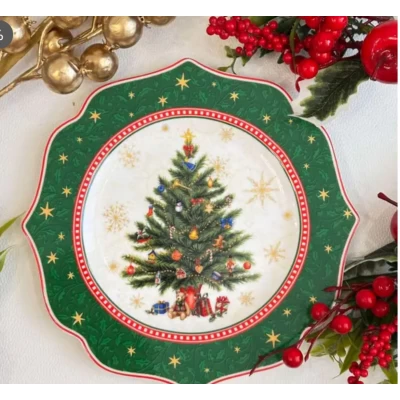 Фарфоровая тарелка (21см) Новогодняя