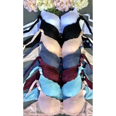 Бюстгальтер на поролоне Е 1030 Бюстгальтер на поролоне Е 1030