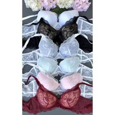 Бюстгальтер на поролоне D 8351 Бюстгальтер на поролоне D 8351