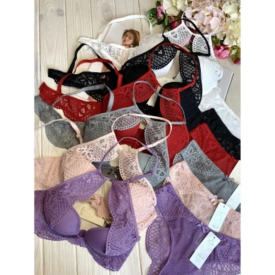 Комплект нижнего белья В 8476