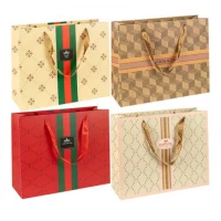 Пакет подарунковий 23х10х18см горизонтальний HL-105/DF-349S