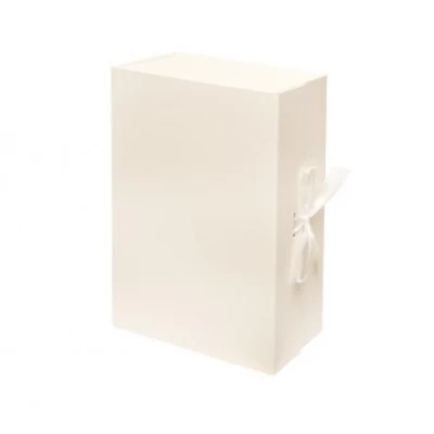 Подарункова коробка 33×25×12 см зі стрічкою WHITE HL-207