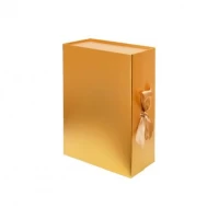 Подарункова коробка 28,2×20,2×9,2 см зі стрічкою GOLD HL-211
