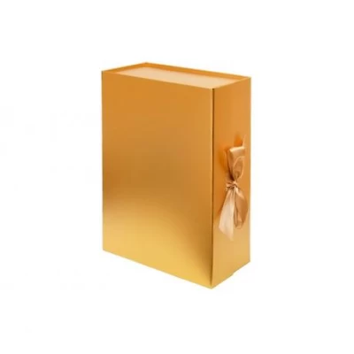 Подарункова коробка 28,2×20,2×9,2 см зі стрічкою GOLD HL-211