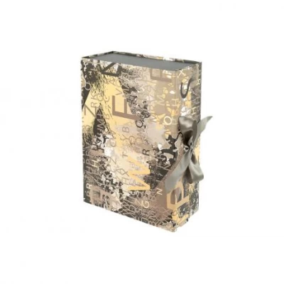 Подарункова коробка 28,2×20,2×9,2 см зі стрічкою та принтом BLACK GOLD HL-216