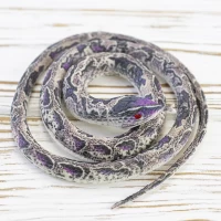 Резиновая змея 70см (сиренево-коричневая)