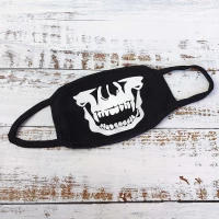 Маска на лицо аниме Череп