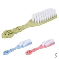 Щетка с ручкой 7.5см