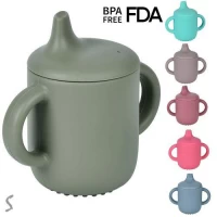 Чашка-поилка силиконовая 12.2*10.7см