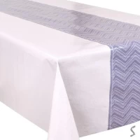 Клеенка ПВХ 3-хсл. глянцевая на тканевой основе Glossy 1.37*20м