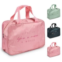 Косметичка дорожная 