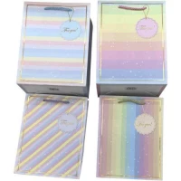 Пакет подарочный бумажный M 