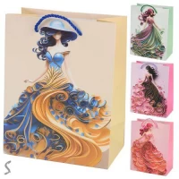 Пакет подарочный бумажный L 