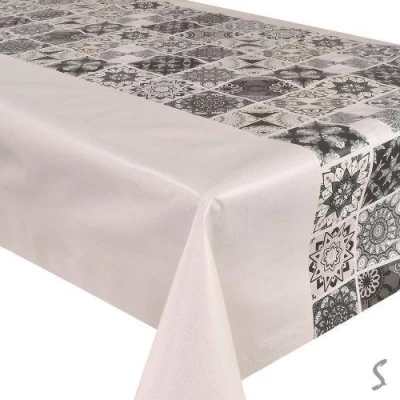 Клеенка ПВХ на неткан.основе Premium уплотненная 1.37*25м Клеенка ПВХ на неткан.основе Premium уплотненная 1.37*25м