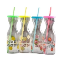 Бутылка для напитков с трубочкой 