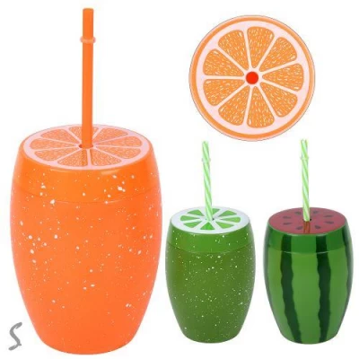 Стакан с крышкой и трубочкой 