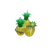 Стакан с крышкой и трубочкой 