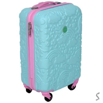 Чемодан пластик 18