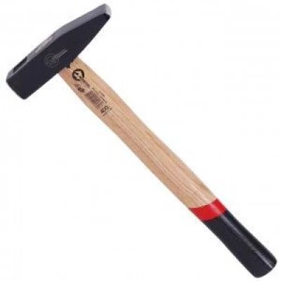 Молоток слесарный 500г (ручка ясень) Intertool HT-0254