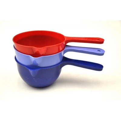 Ковш с носиком 1,5л