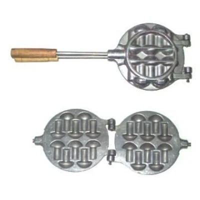 Форма для печенья грибы с деревянной ручкой Форма для печенья "грибы" деревянная ручка