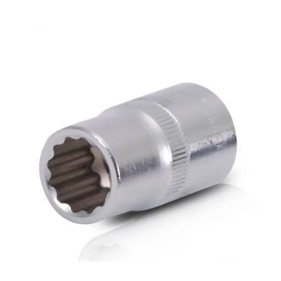 Головка двенадцатигранная 1/2", 15мм*38мм, Хром-Ванадиум ET-0215 Головка двенадцатигранная 1/2", 15мм*38мм, Хром-Ванадиум ET-0215