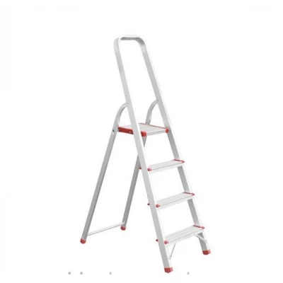 Стремянка алюминиевая 4 ступени, высота до платформы 850мм Intertool LT-1004 Стремянка алюминиевая 4 ступени, высота до платформы 850мм Intertool LT-1004