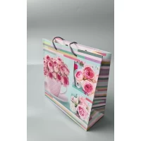 Пакет бумажный подарочный квадратный 23*24*10(артKV-132) (12 шт)