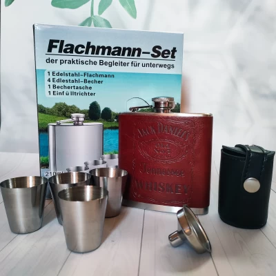 Подарочный набор фляга Jack Daniel’s с рюмками QK-1-7