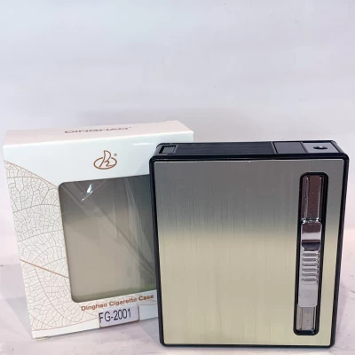 Металлический портсигар с турбо-зажигалкой Dinghao HL-536 Gold Металлический портсигар с турбо-зажигалкой Dinghao HL-536 Gold