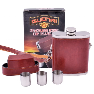 Фляга из пищевой нержавеющей стали обтянута кожей (256мл/ 9oz.) + рюмки BZ-9 Коричневая