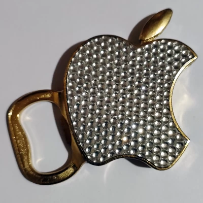 Многофункциональная зажигалка-открывалка Apple со стразами и магнитом D641