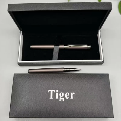 Подарочная ручка Tiger в футляре (матово-серая) RP-30038