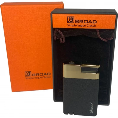 Газовая ветрозащитная зажигалка в подарочной коробке 