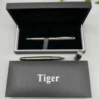 Подарочная ручка Tiger в футляре (металлик с узором) RP-3669