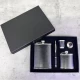 Подарочный набор с флягами и аксессуарами (чёрный, эко-кожа) TZ-60 Подарочный набор с флягами и аксессуарами (чёрный, эко-кожа) TZ-60