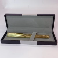 Элегантная ручка Lion в подарочном футляре RP-255G