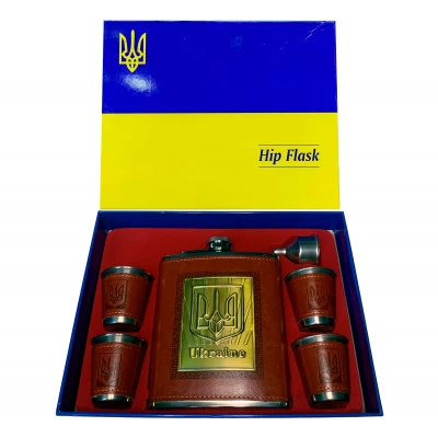 Подарочный набор с флягой и рюмками Украина TZ-18 UA Подарочный набор с флягой и рюмками Украина TZ-18 UA