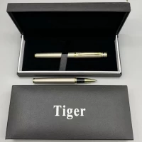 Подарочная ручка Tiger в футляре (золотисто-серебристая) RP-515