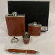 Подарочный набор с флягами и аксессуарами (эко-кожа) TZ-60 Brown Подарочный набор с флягами и аксессуарами (эко-кожа) TZ-60 Brown