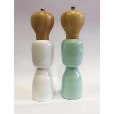 Перцемолка дерево цветная 21 см