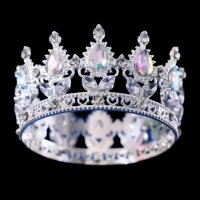 Декор для торта Корона D8 см с перламутровыми камнями