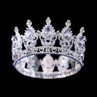 Декор для торта Корона D8 см с блестящими камнями