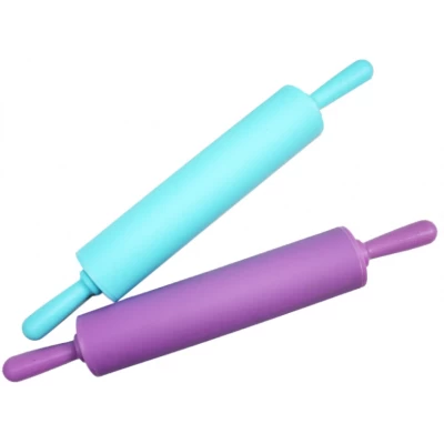 Скалка пластмассовая с прорезиненной поверхностью 42см Скалка пластмассовая с прорезиненной поверхностью 42см