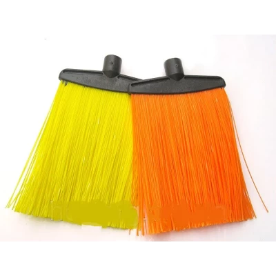 Метла пластиковая полипропиленовая плоская малая без черенка "Зита" Метла пластиковая полипропиленовая плоская малая без черенка "Зита"