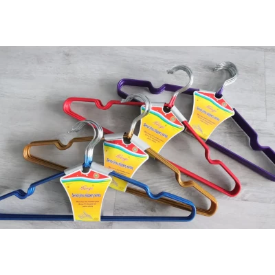 Набор вешалок металлических c резиновым покрытием 10 шт Набор вешалок металлических c резиновым покрытием 10 шт