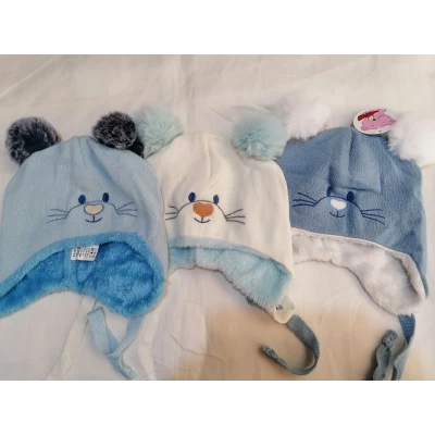 Детские шапки на флисе. Размеры 48-50 см. микс Детские шапки на флисе. Размеры 48-50 см. микс