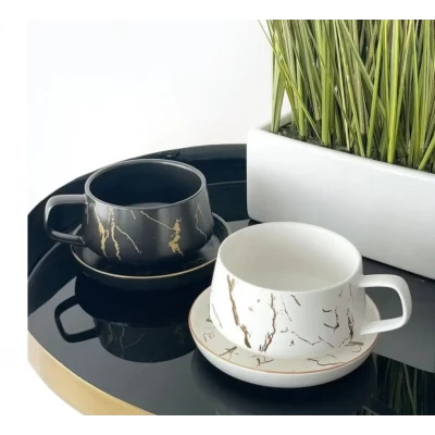 Фарфоровая чашка с блюдем (320мл) былый, черный мрамор