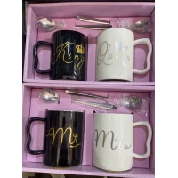 Наборы в подарочных сумках . Литраж чашки 330 мл